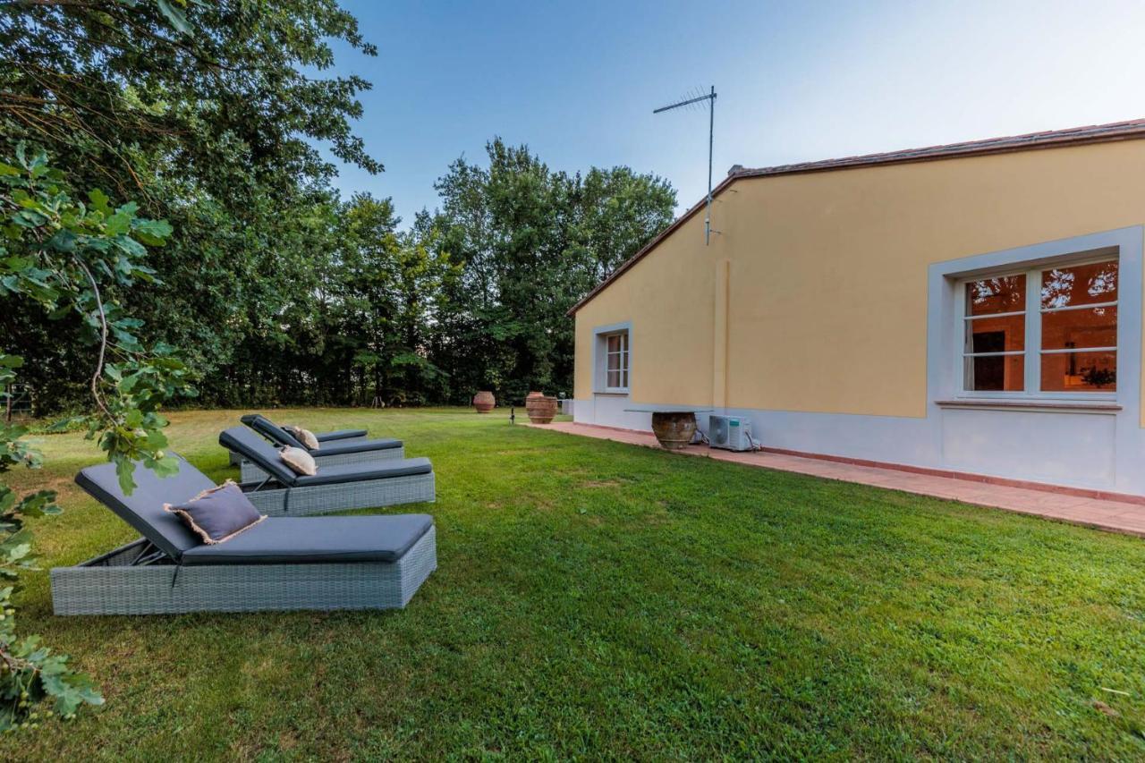 Villa Bassotta, A Charming Cottage Lucca Eksteriør bilde