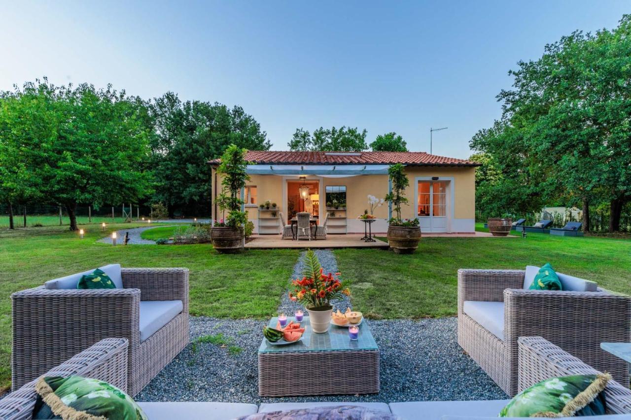 Villa Bassotta, A Charming Cottage Lucca Eksteriør bilde